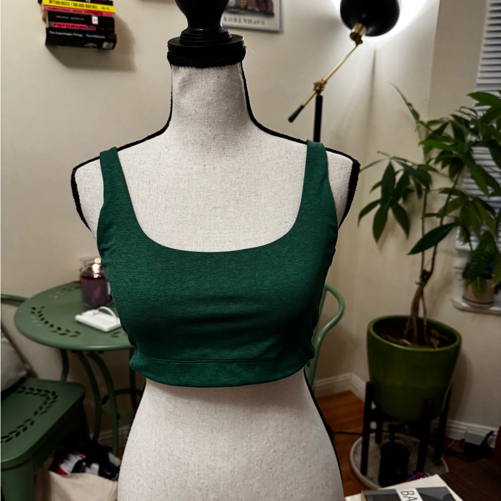 Outdoor Voices green sports bra